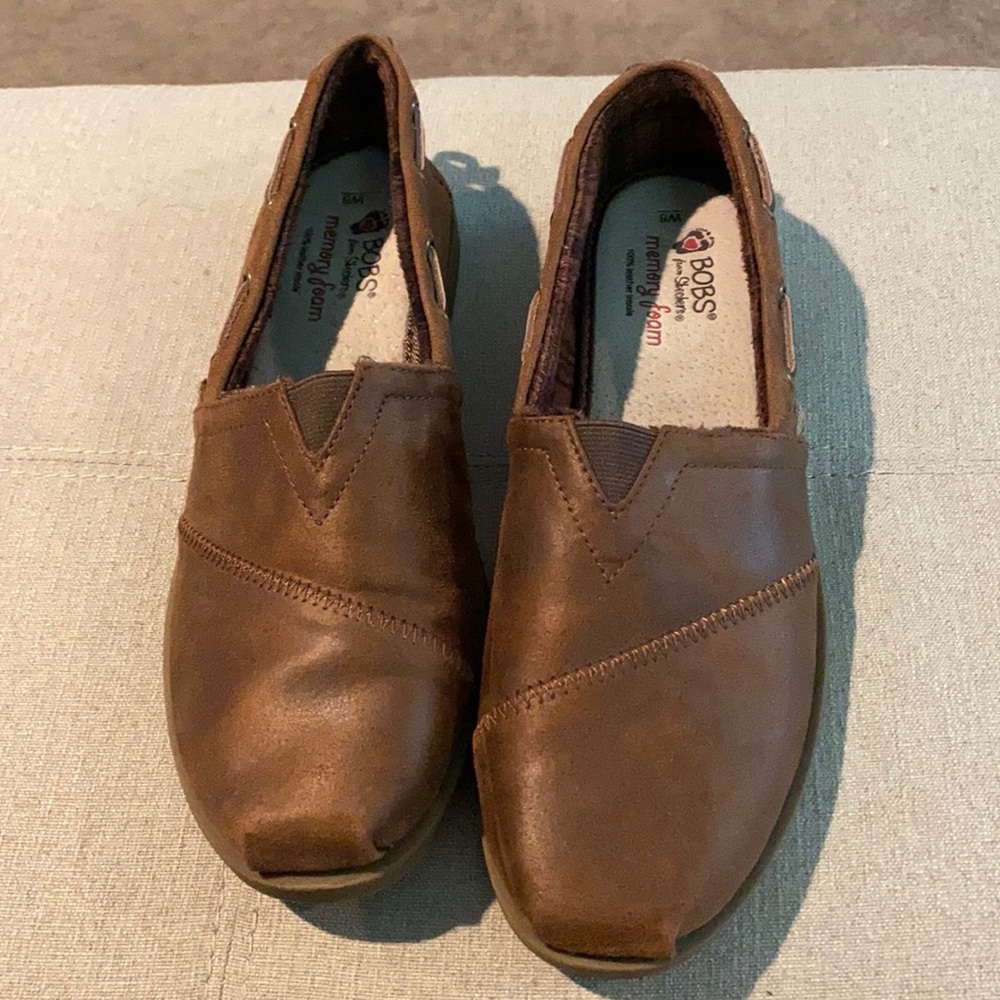 brown, leather memory foam loafers
